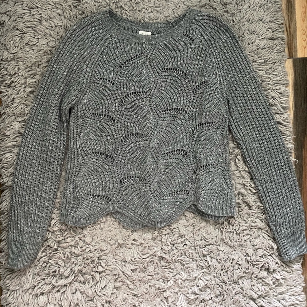 Gray sweatshirt